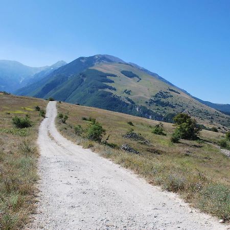 Belvilla By Oyo Villa Insieme San Valentino in Abruzzo Citeriore المظهر الخارجي الصورة