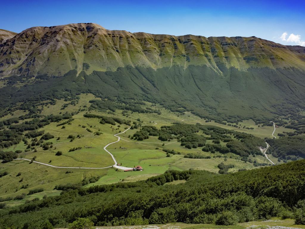 Belvilla By Oyo Villa Insieme San Valentino in Abruzzo Citeriore الغرفة الصورة