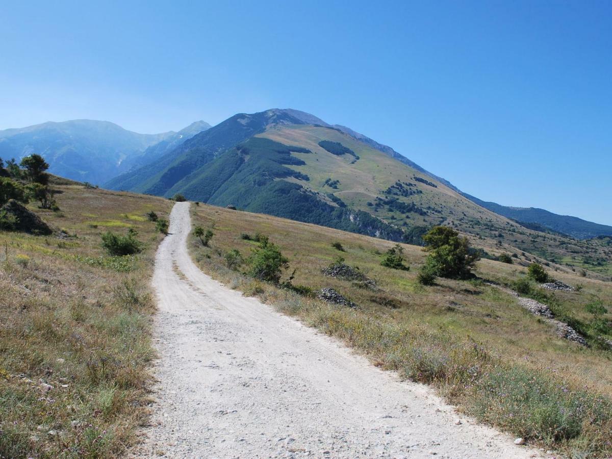Belvilla By Oyo Villa Insieme San Valentino in Abruzzo Citeriore المظهر الخارجي الصورة